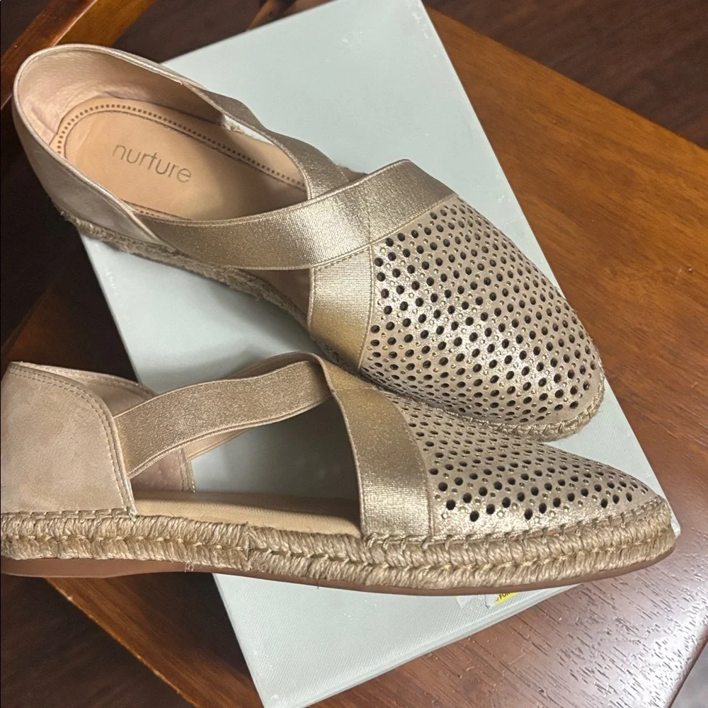 Nurture Cantrell perforated leather upper slip on #5